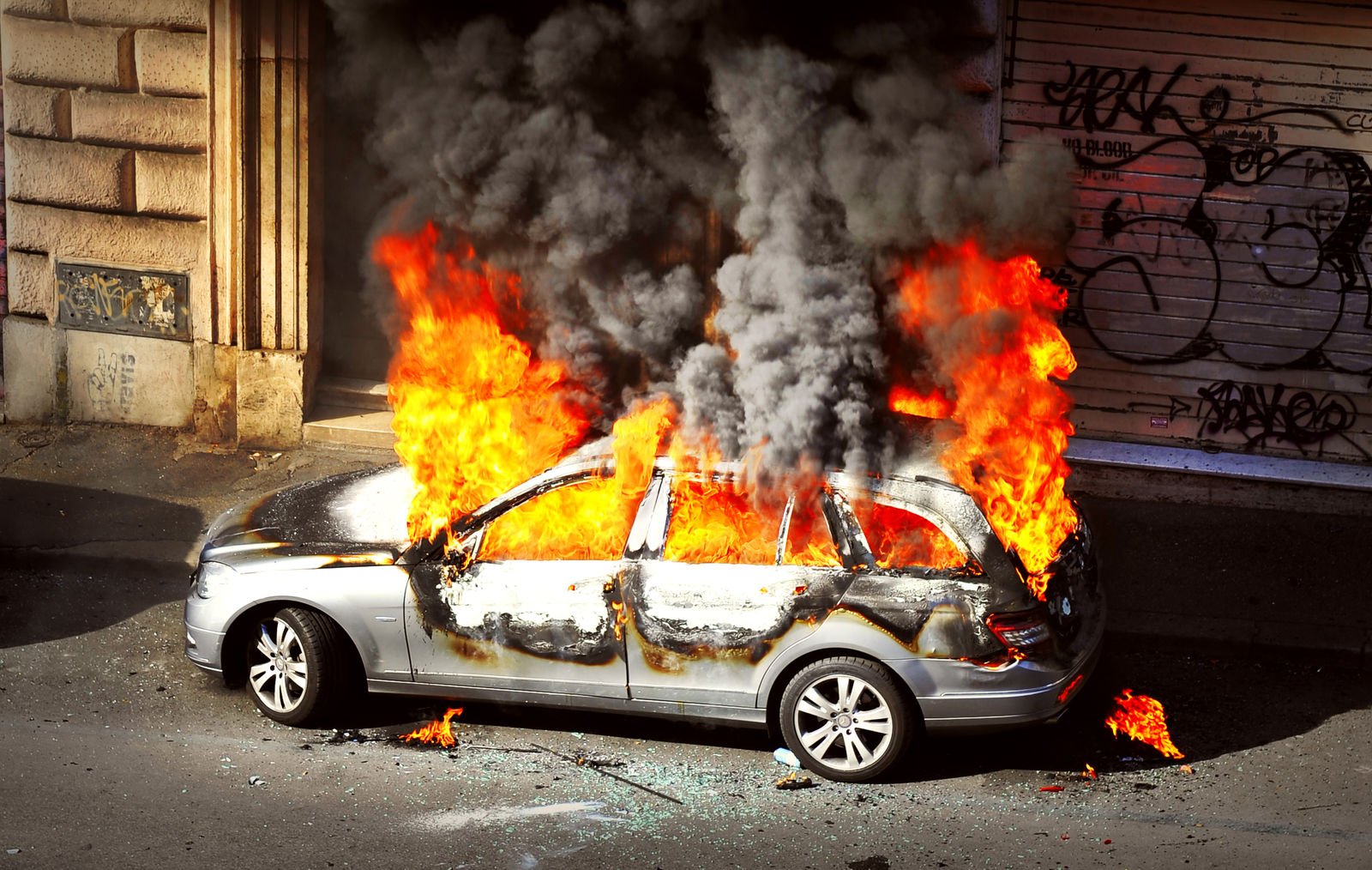 Riots & Car Insurance: Does auto insurance cover riot damage?