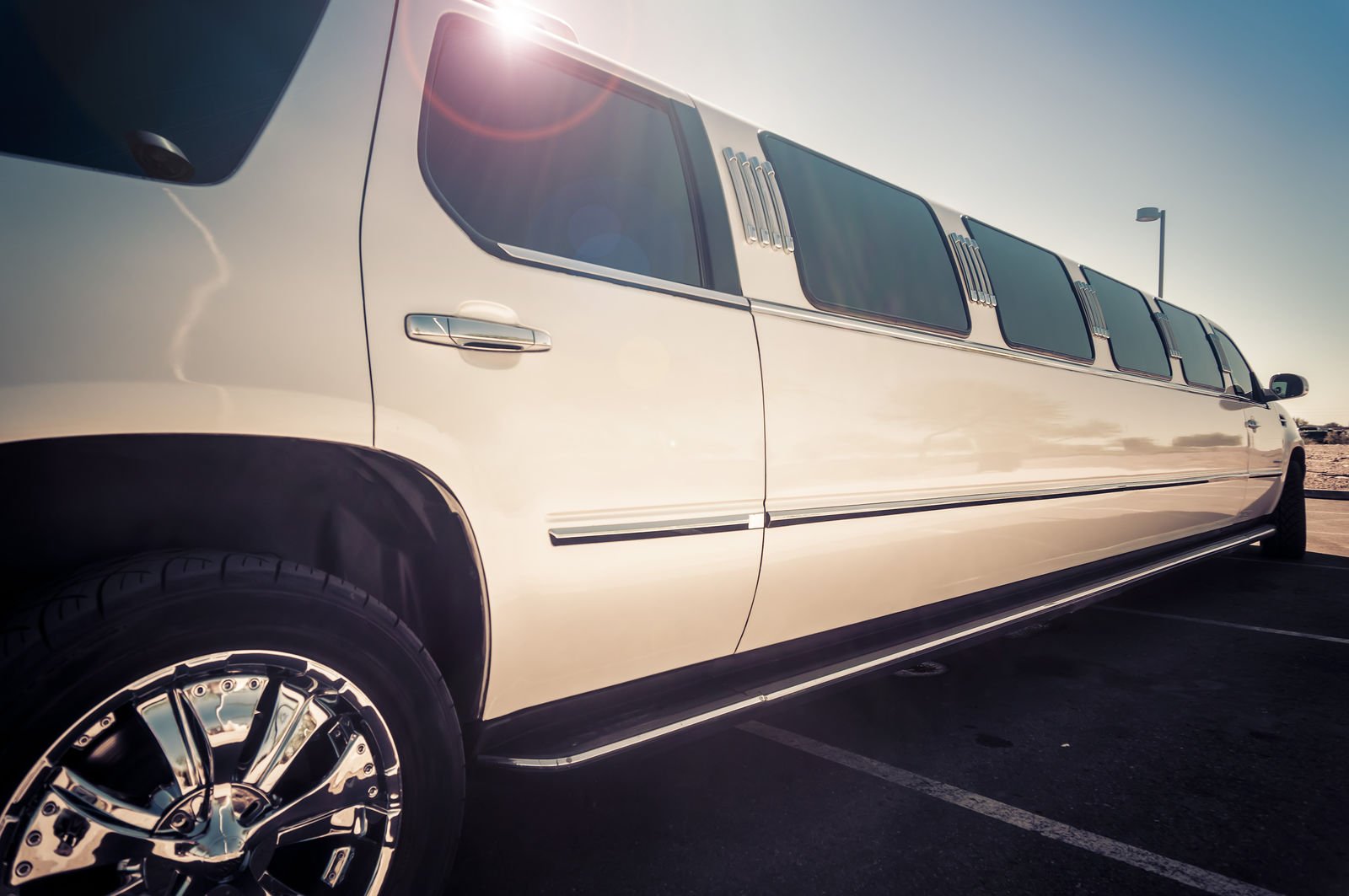 How do I find the best limousine auto insurance?