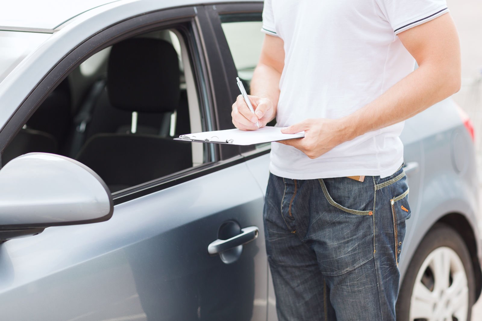 Do you have to have full coverage insurance to lease a car?